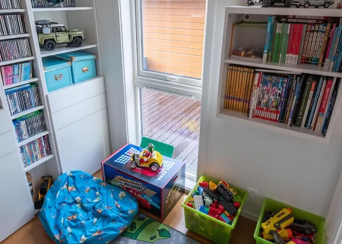 Spacious House, Close To Granasen Arena! 4 Beds, 2 Bathrooms, Free Parking Trondheim