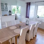 Spacious House, Close To Granasen Arena! 4 Beds, 2 Bathrooms, Free Parking Prázdninový dům